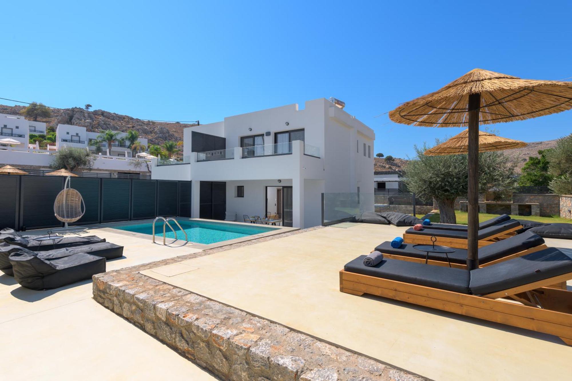 Lambis Harmonia Lindos (Rhodes)